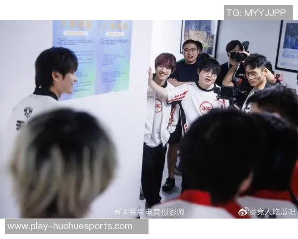 电竞数据职业联赛中JDG战队比赛经验的深度分析与表现评估